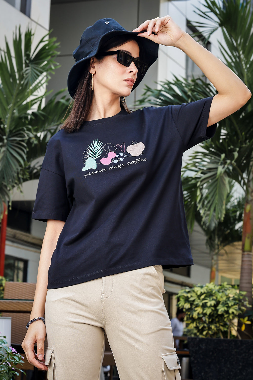 WOMEN BLACK DROP SHOULDER SLEEVES PRINTED T SHIRT