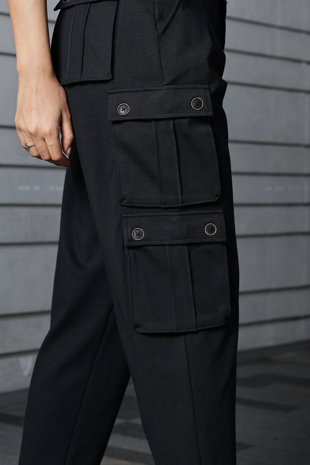 ONE SKY WOMEN BLACK IRIS SOLID WOMENS CARGO