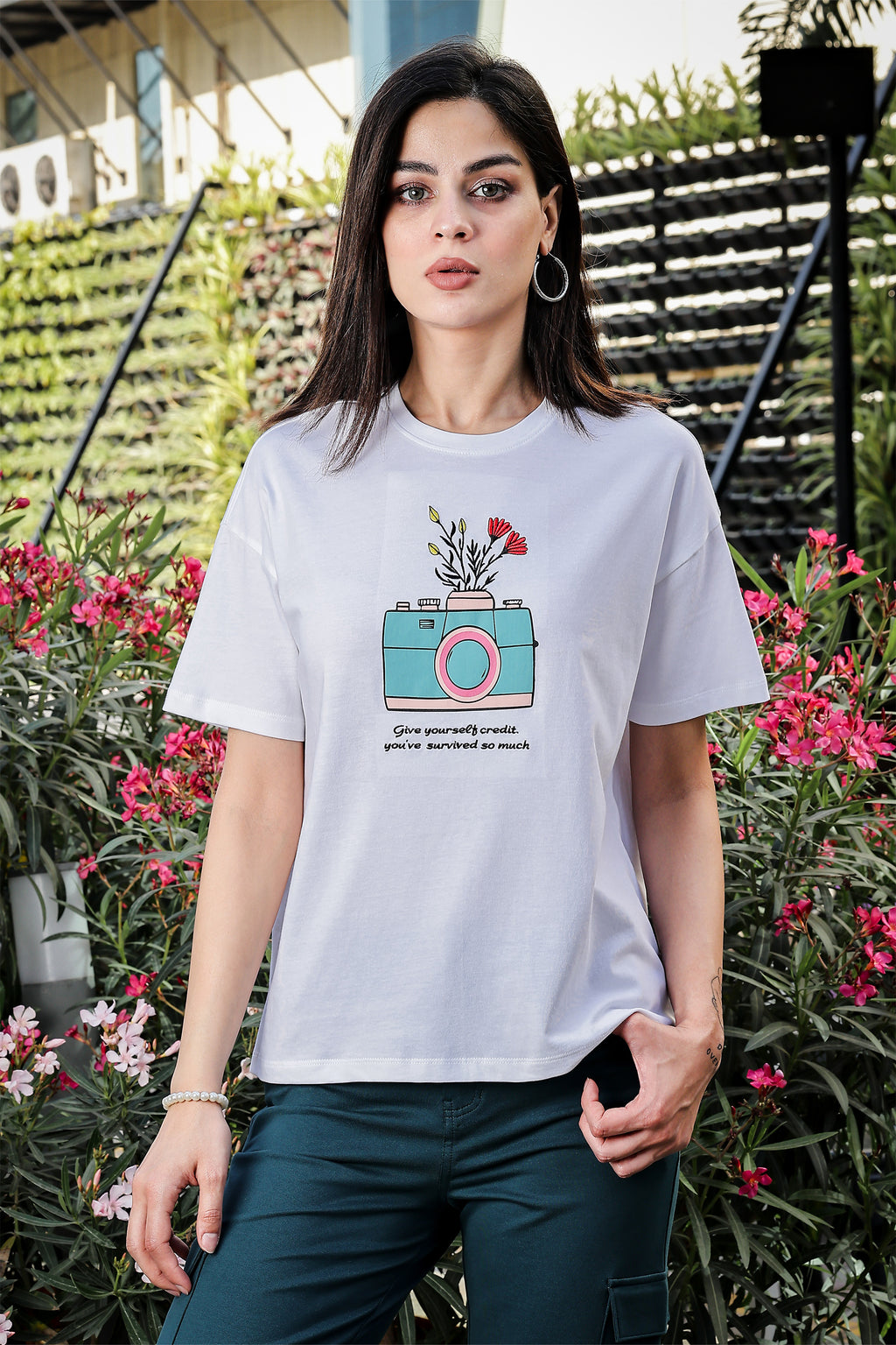 WHITE WOMEN T SHIRT