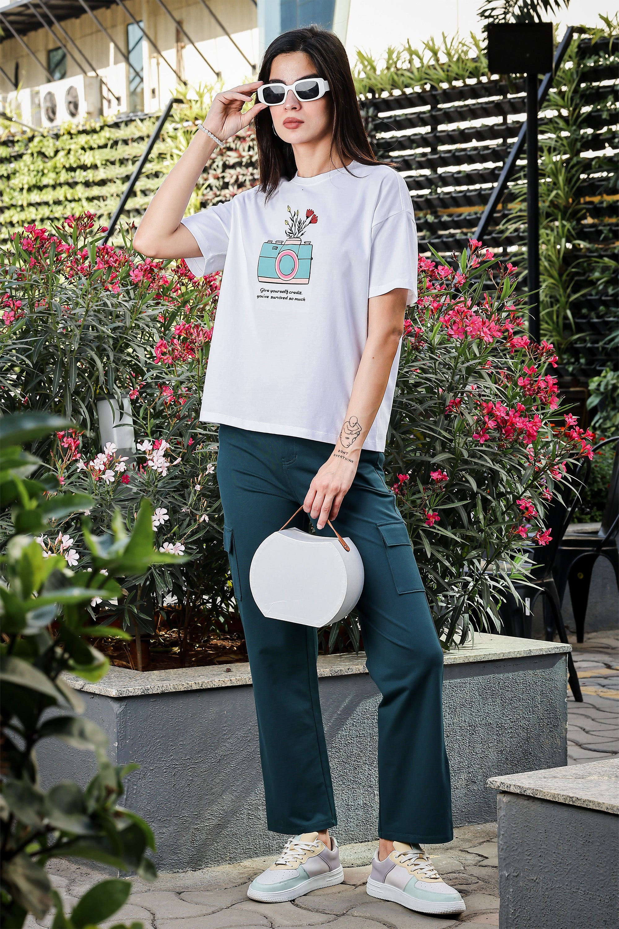 WHITE WOMEN T SHIRT