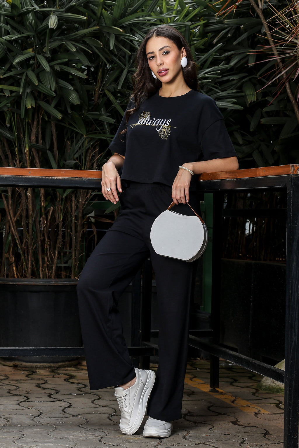 WOMEN ROUND NECK BLACK HALF SLV  CO-ORD SET