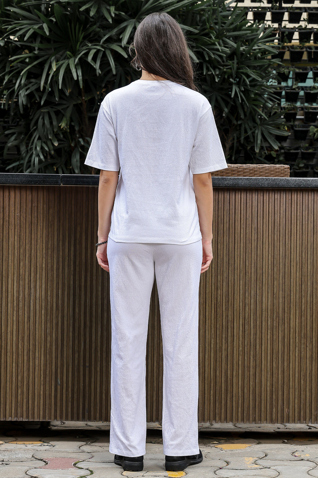 WOMEN ROUND NECK WHITE HALF SLV  CO-ORD SET