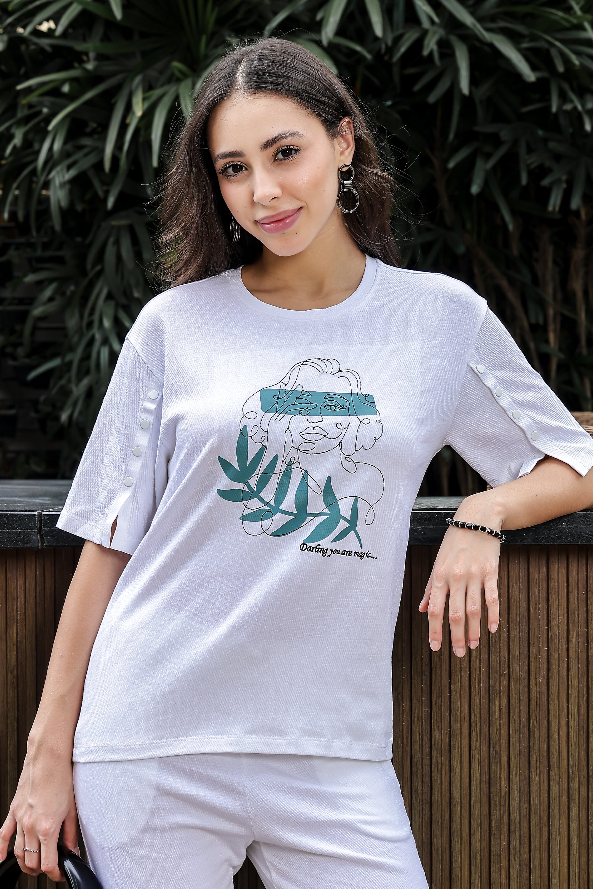 WOMEN ROUND NECK WHITE HALF SLV  CO-ORD SET