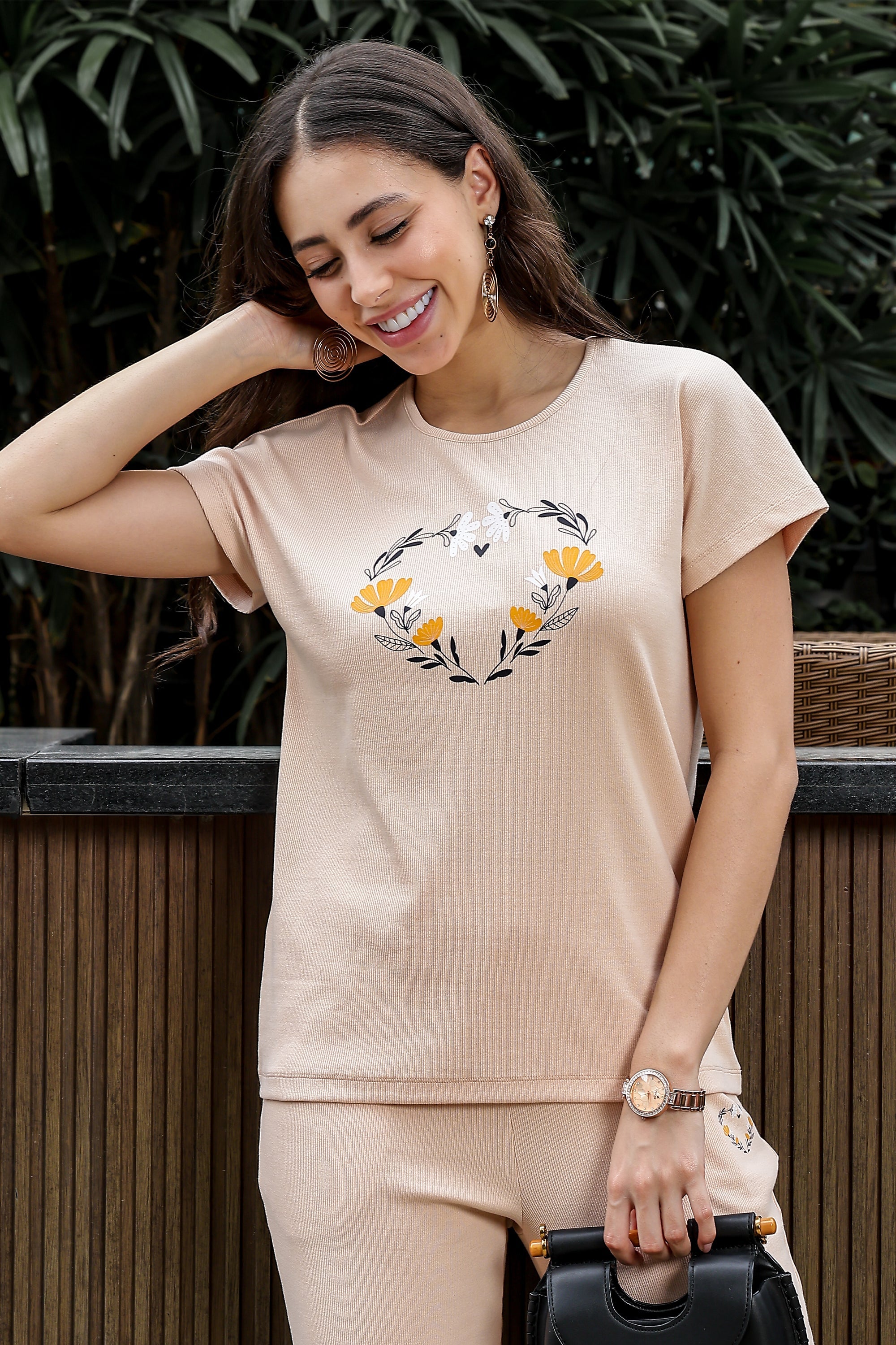 WOMEN ROUND NECK CREAM HALF SLV  CO-ORD SET