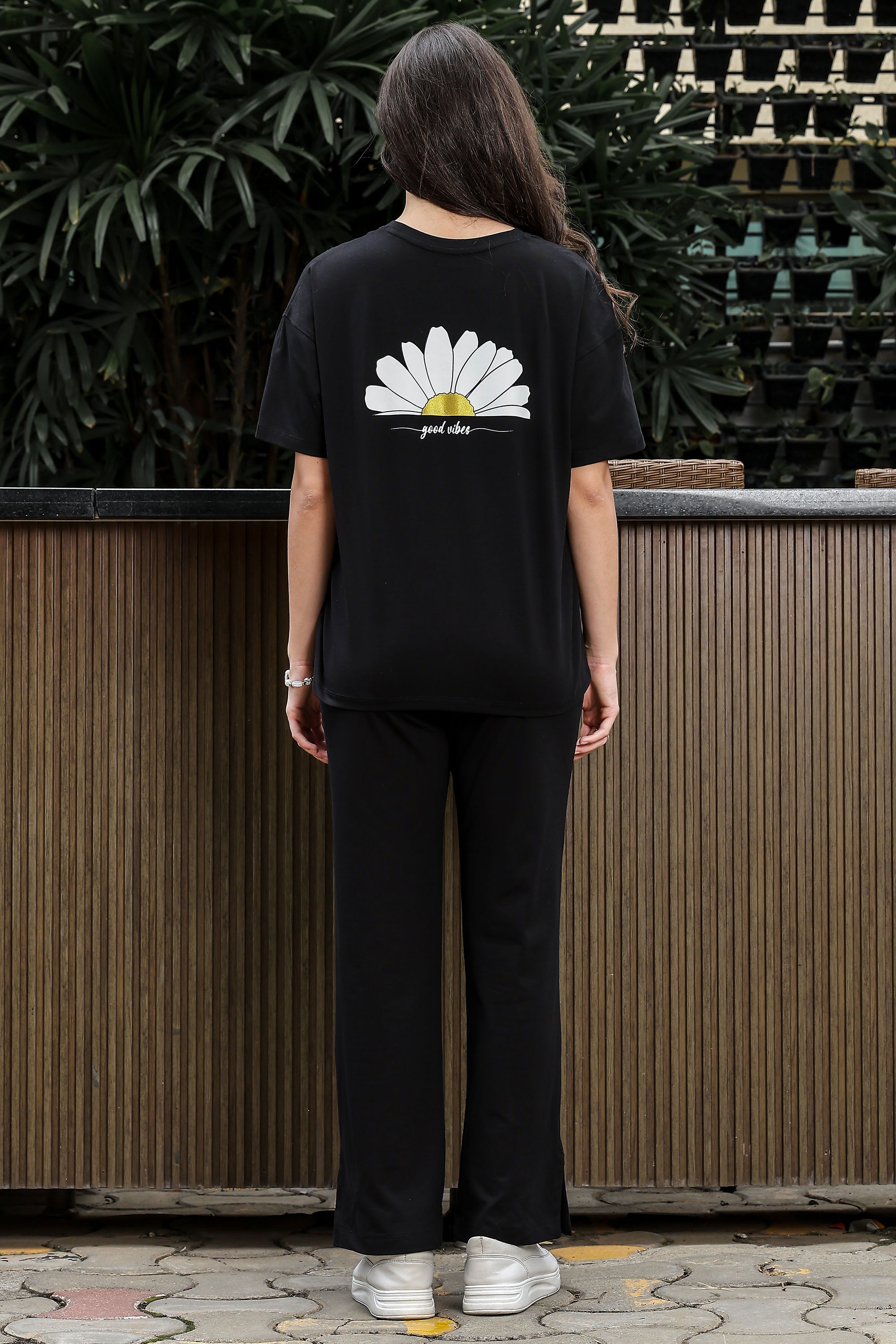 WOMEN ROUND NECK BLACK HALF SLV  CO-ORD SET