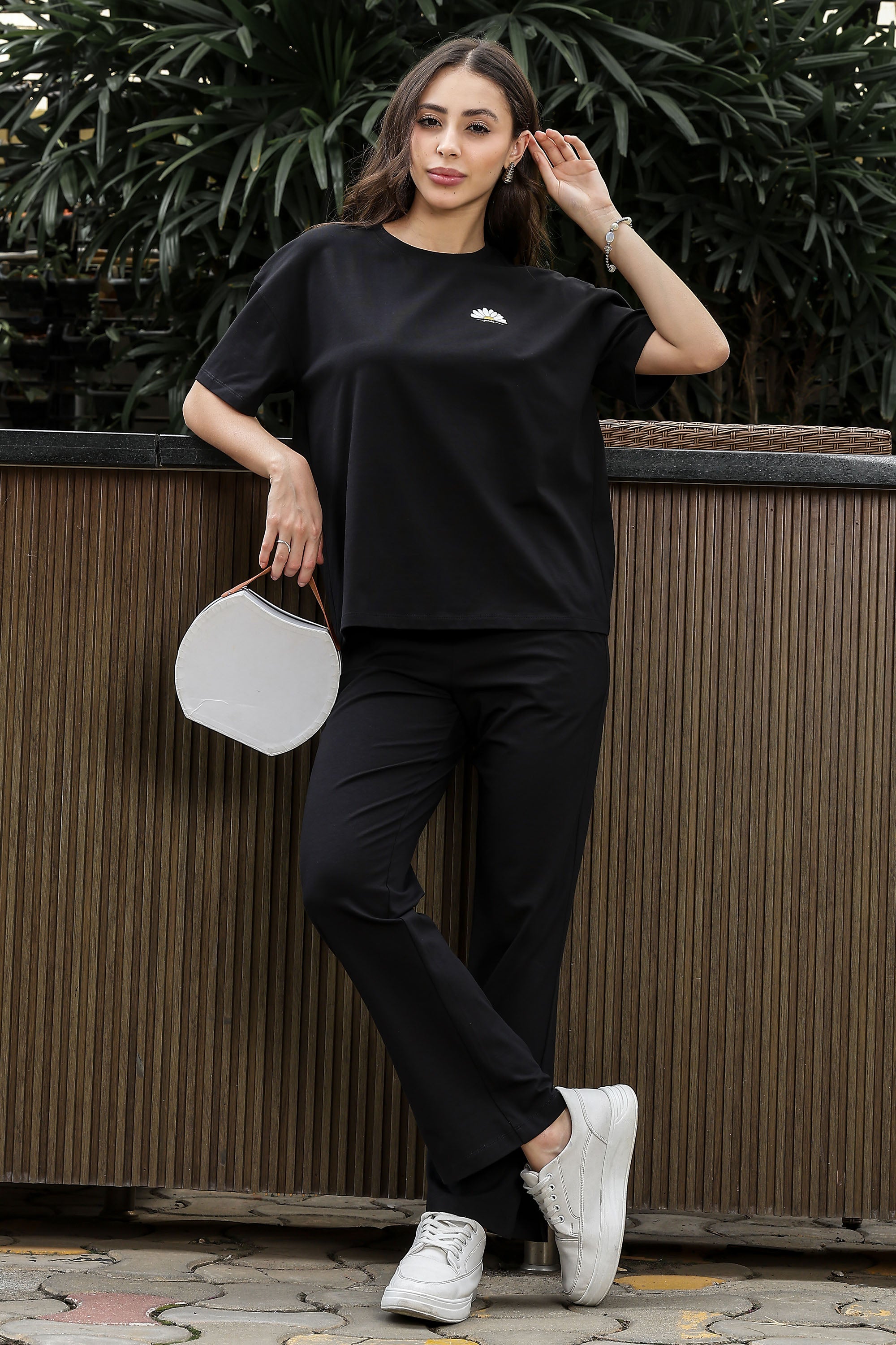 WOMEN ROUND NECK BLACK HALF SLV  CO-ORD SET