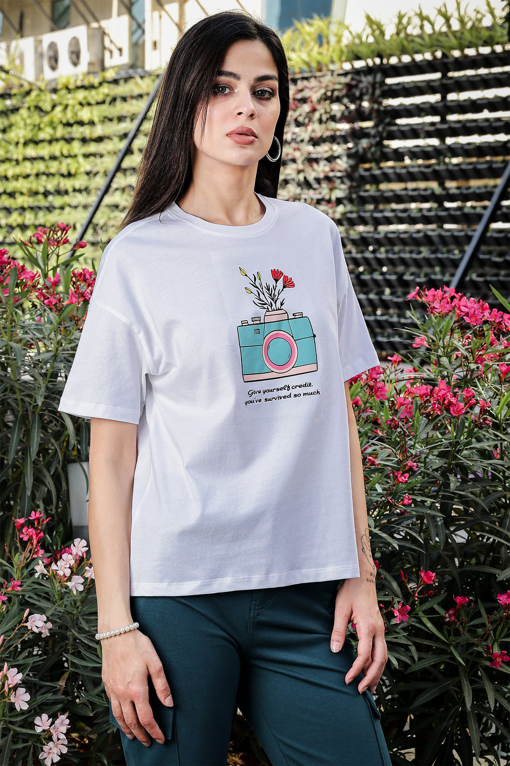 WHITE WOMEN T SHIRT