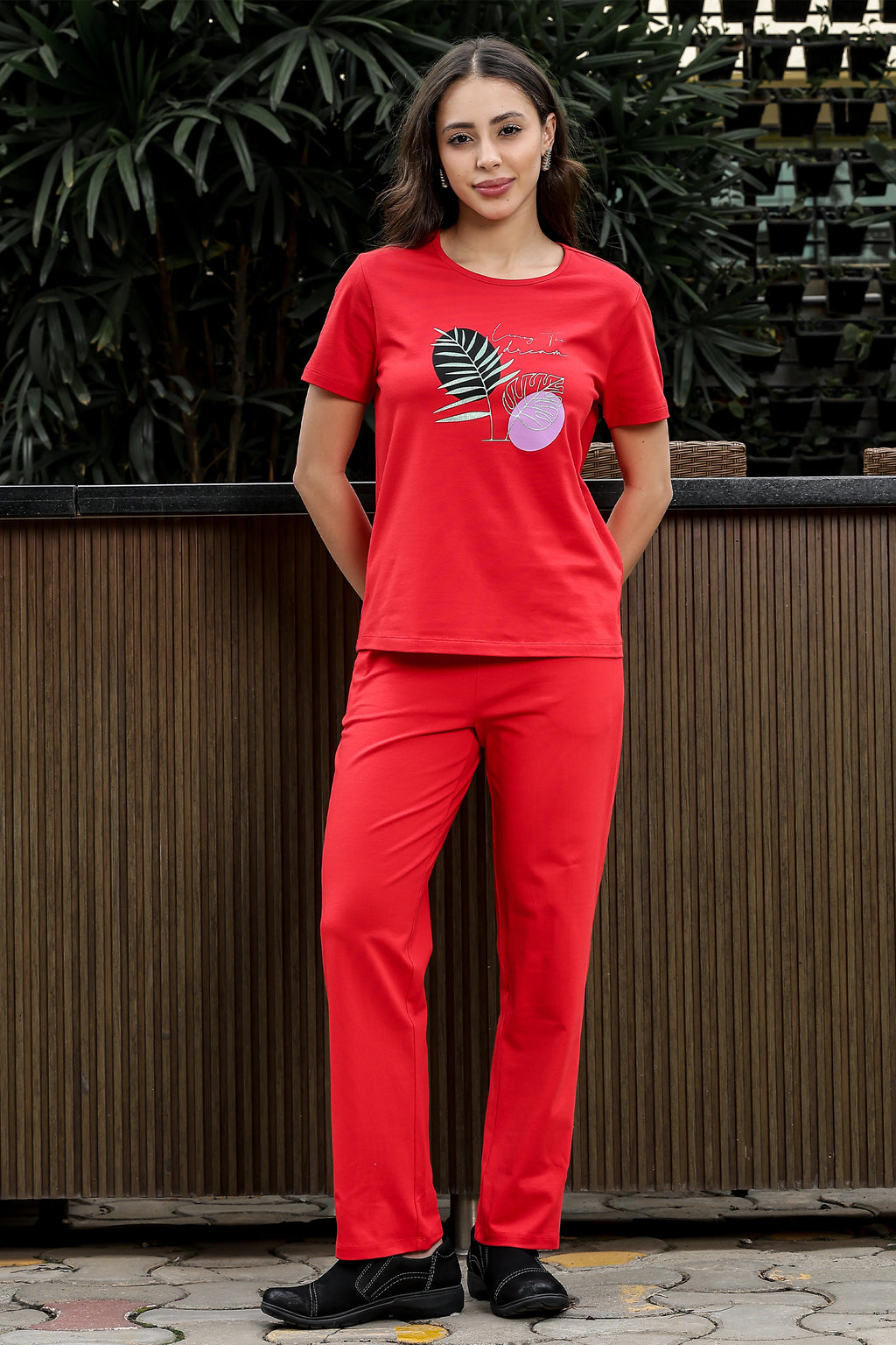 WOMEN ROUND NECK RED HALF SLV  CO-ORD SET