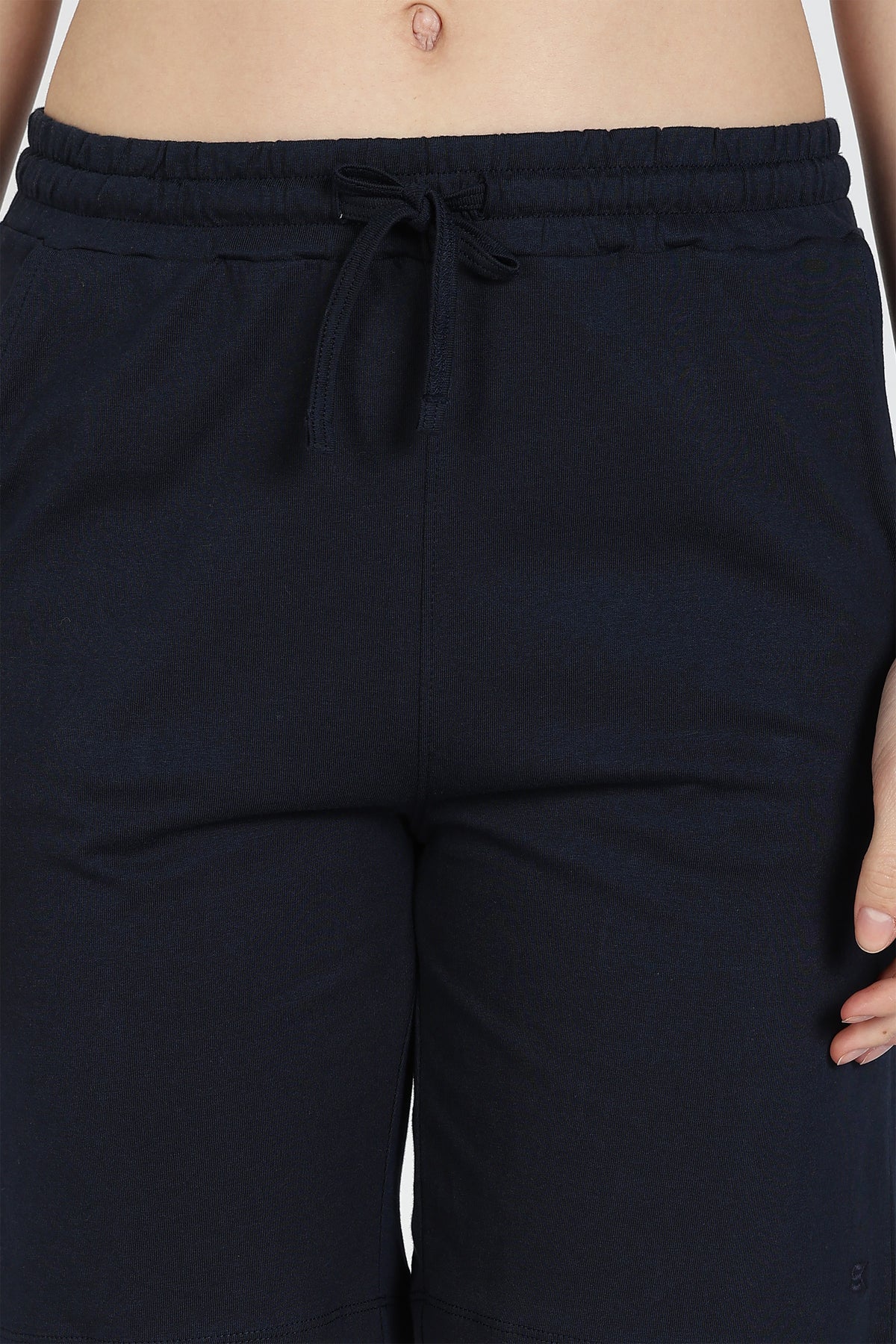 NAVY WOMEN BURMUDA